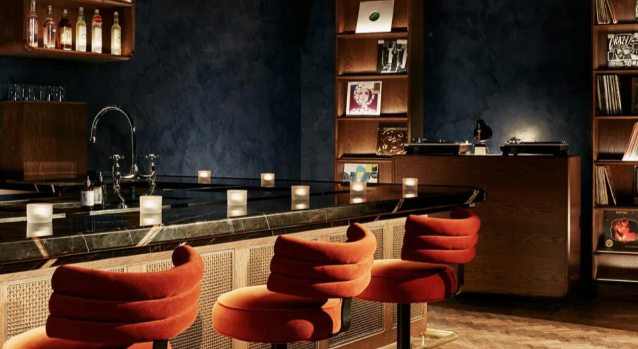 Stone Worktop. Natural Stone Worktop, Stone Worktop in Cocktail Bar, Bar Worktop